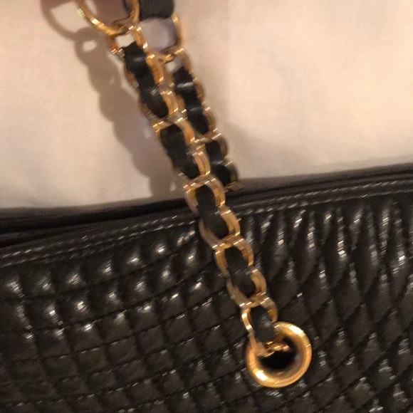 COPY - COPY - BALLY Stunning Calf skin shoulder t… - Picture 3 of 13